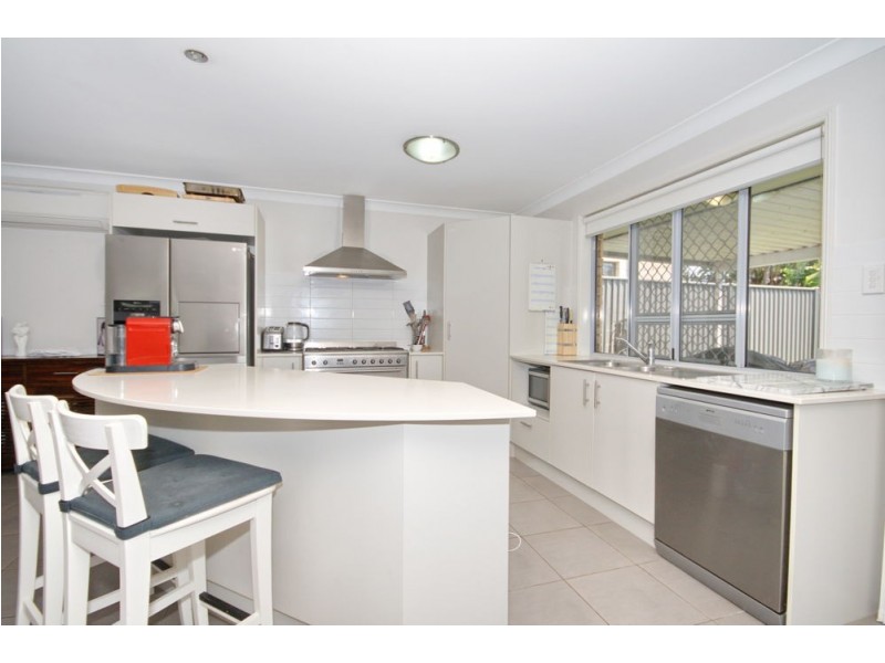 61 Richard Street, Lota QLD 4179