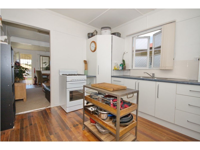 16 Sunflower Street, Wynnum QLD 4178