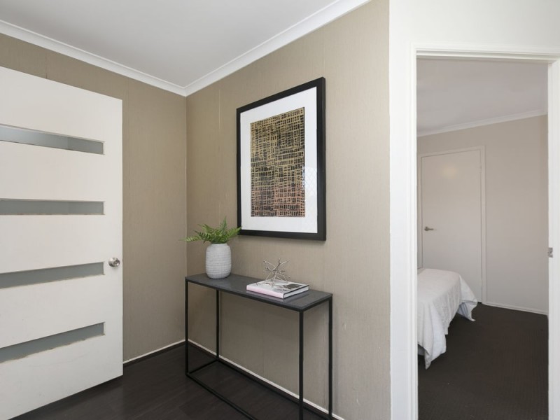 4 Magdalene Street, Wynnum West QLD 4178