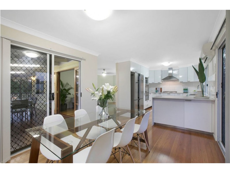 58a Duncan St, Wynnum West QLD 4178