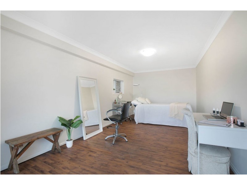 58a Duncan St, Wynnum West QLD 4178