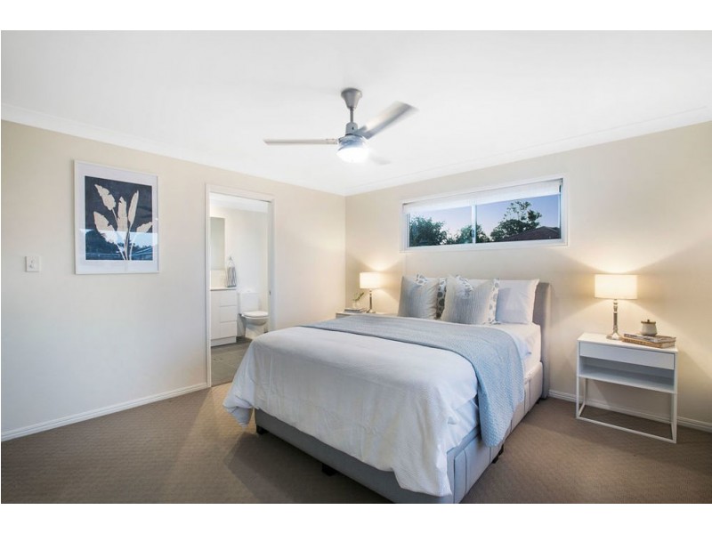 58a Duncan St, Wynnum West QLD 4178
