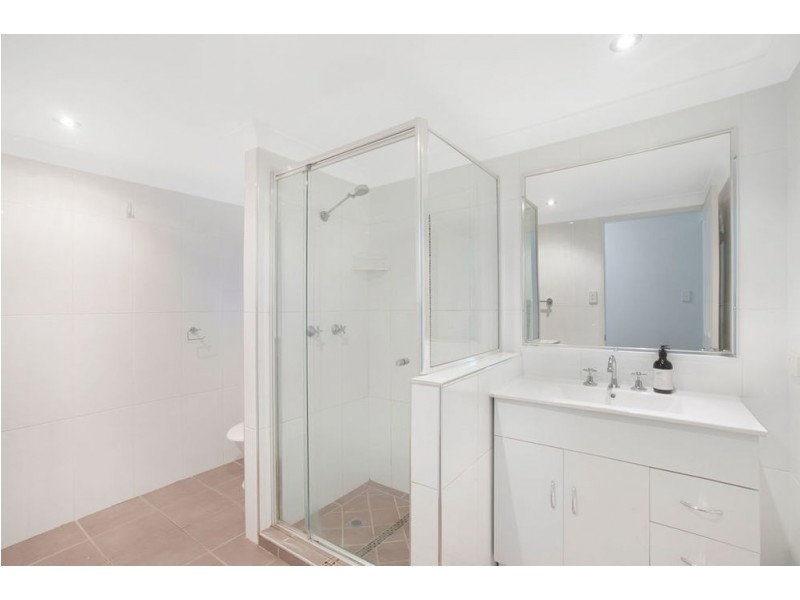 58a Duncan St, Wynnum West QLD 4178