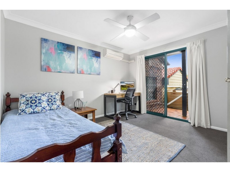 72 Constellation Way, Wynnum QLD 4178