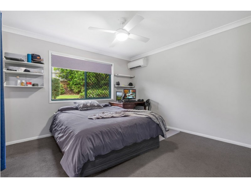 72 Constellation Way, Wynnum QLD 4178