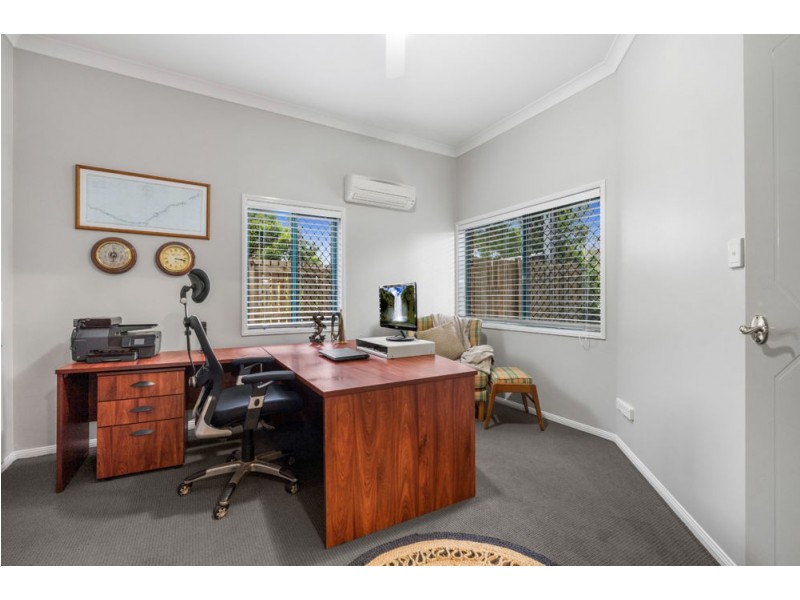 72 Constellation Way, Wynnum QLD 4178