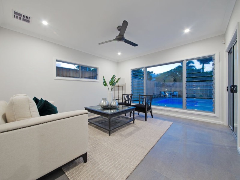 51 Walnut Street, Wynnum QLD 4178