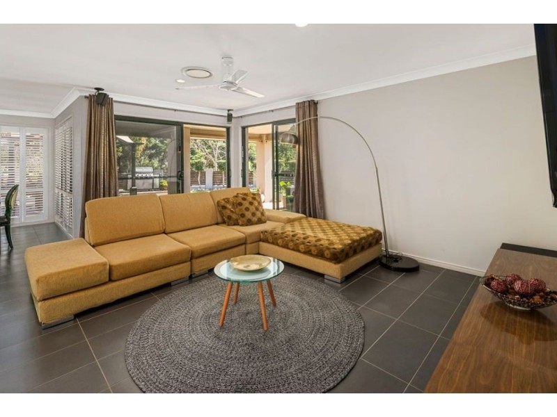 54 Red Gum Crescent, Wakerley QLD 4154