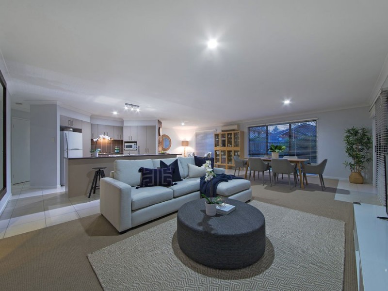 31 Paperbark Place, Wakerley QLD 4154