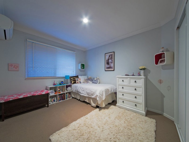 31 Paperbark Place, Wakerley QLD 4154