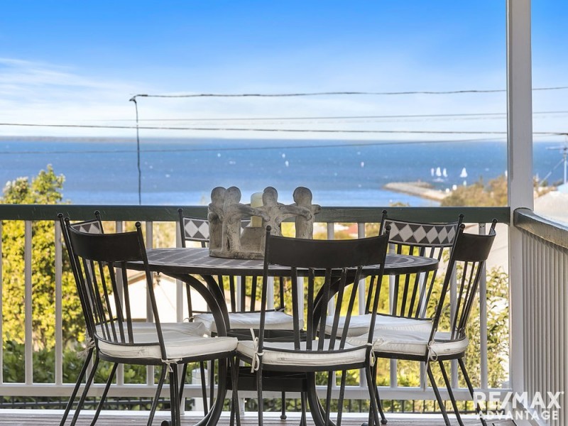 135 Carlton Terrace, Manly QLD 4179
