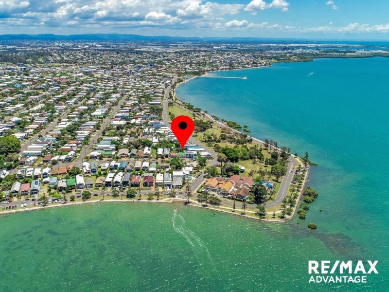 9 Stewart Parade, Manly QLD 4179