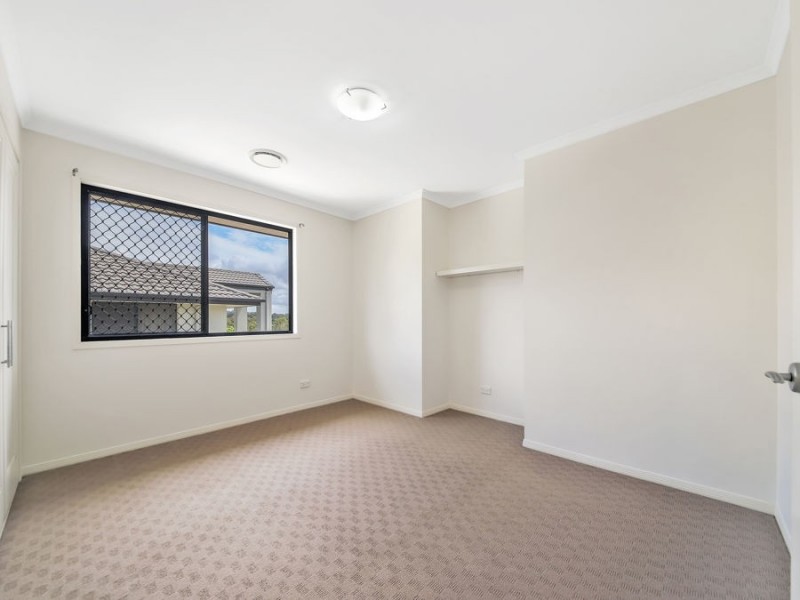 6 Lachlan Drive, Wakerley QLD 4154