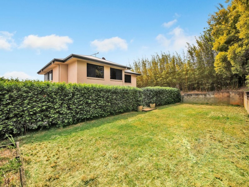 6 Lachlan Drive, Wakerley QLD 4154