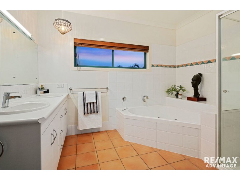 168 Stratton Terrace, Manly QLD 4179