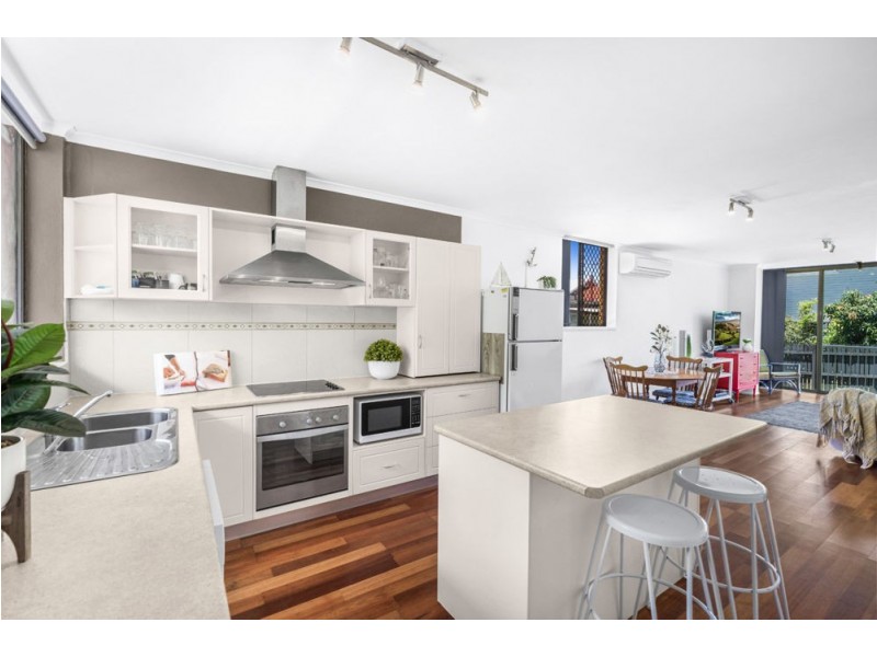 3/415 Esplanade, Manly QLD 4179