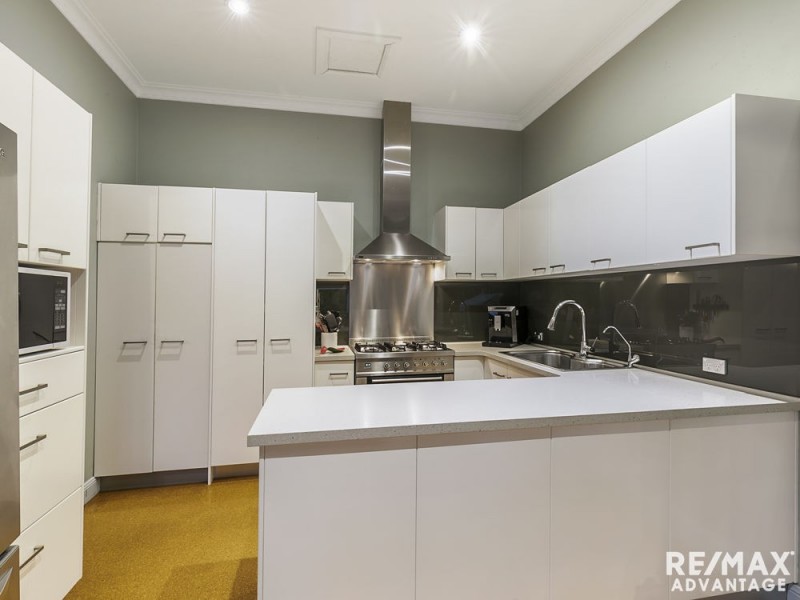 15 Beltana Street, Lota QLD 4179