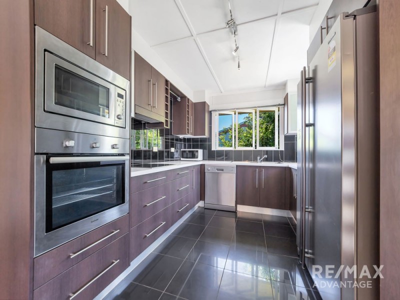 17 Claymeade Street, Wynnum QLD 4178