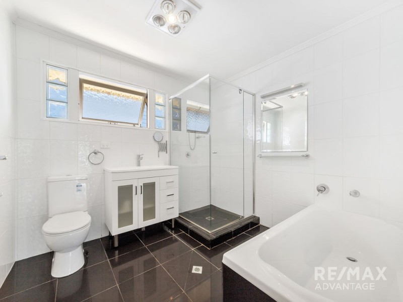 17 Claymeade Street, Wynnum QLD 4178