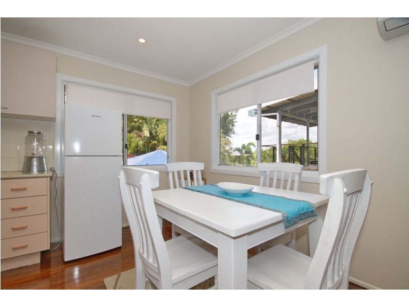 11 Tulkara St, Manly West QLD 4179