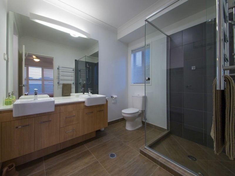 131 Spurs Drive, Wellington Point QLD 4160