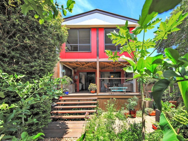 114 Melville Tce, Manly QLD 4179