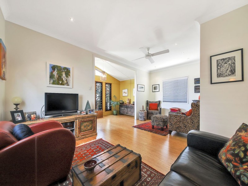 114 Melville Tce, Manly QLD 4179
