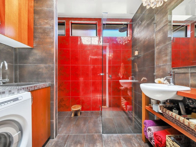 114 Melville Tce, Manly QLD 4179