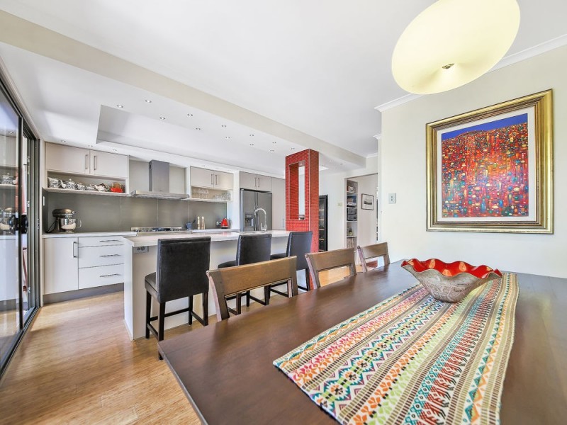 114 Melville Tce, Manly QLD 4179