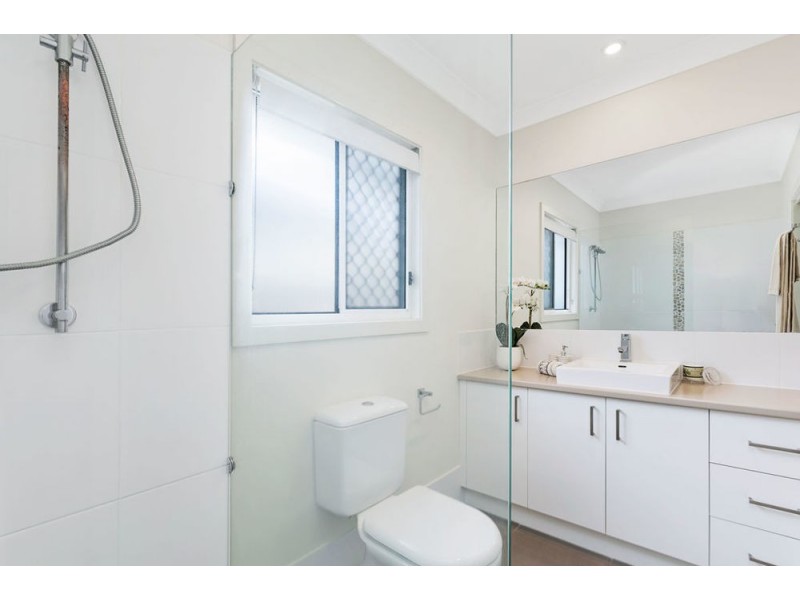 78 Hindes Street, Lota QLD 4179