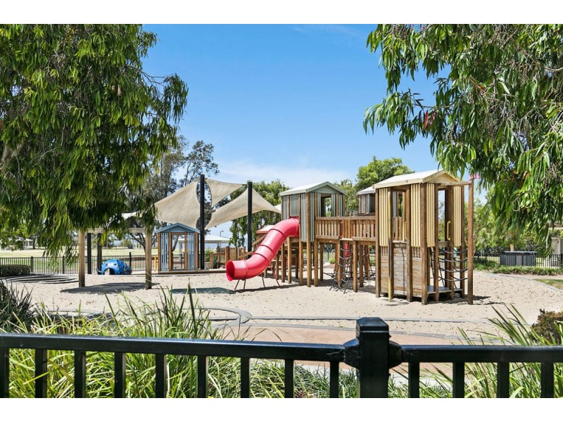 78 Hindes Street, Lota QLD 4179