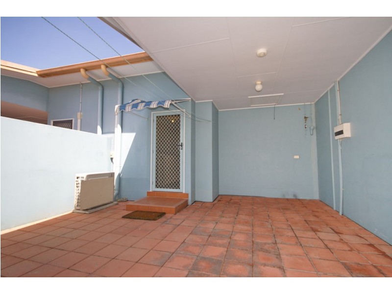 1/89 Bay Terrace, Wynnum QLD 4178