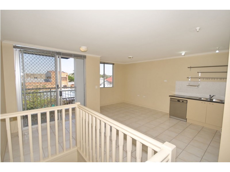 1/89 Bay Terrace, Wynnum QLD 4178