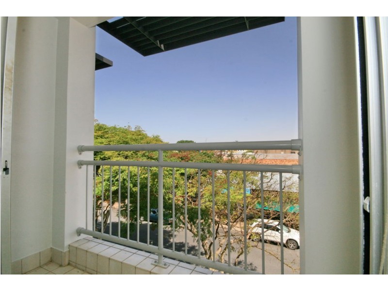 1/89 Bay Terrace, Wynnum QLD 4178