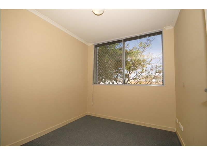 1/89 Bay Terrace, Wynnum QLD 4178