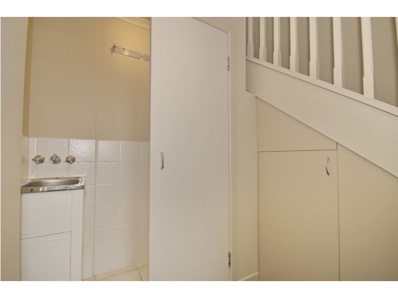 1/89 Bay Terrace, Wynnum QLD 4178