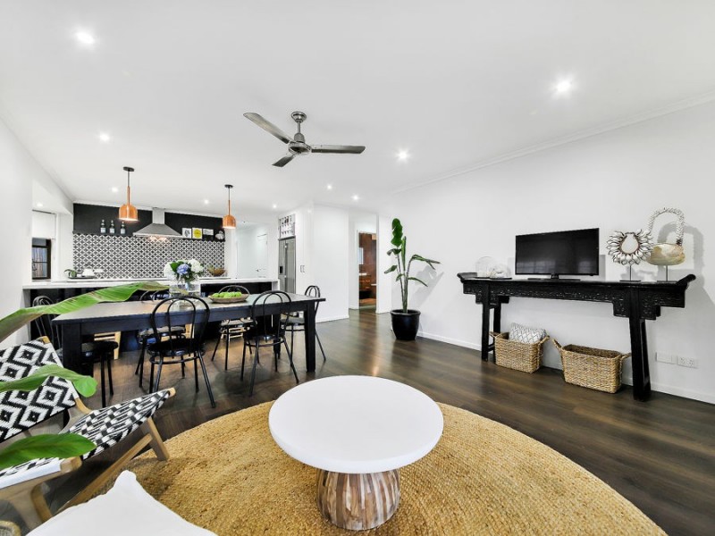 9 Baychester Place, Wakerley QLD 4154