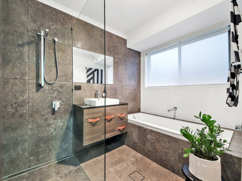 9 Baychester Place, Wakerley QLD 4154