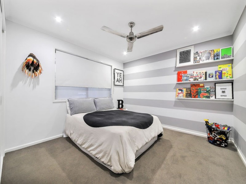 9 Baychester Place, Wakerley QLD 4154