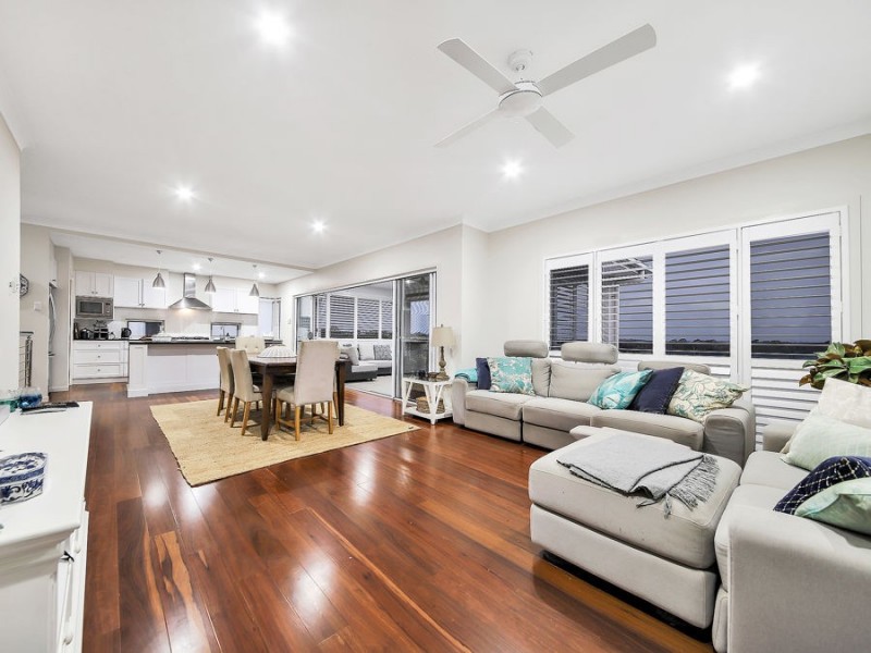 114 Mossvale Drive, Wakerley QLD 4154