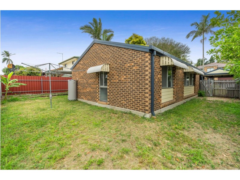 23 Balnave St, Wynnum West QLD 4178