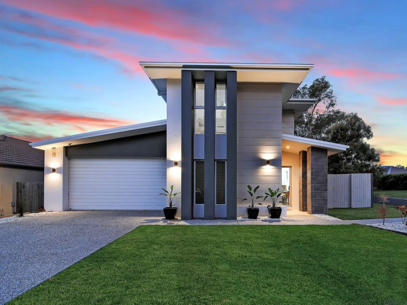 2 Foxwood Circuit, Wakerley QLD 4154
