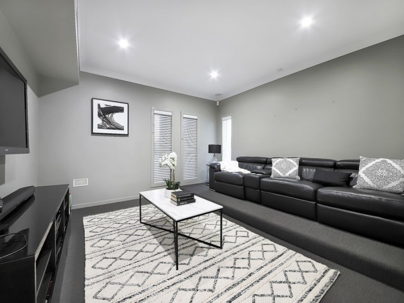 2 Foxwood Circuit, Wakerley QLD 4154