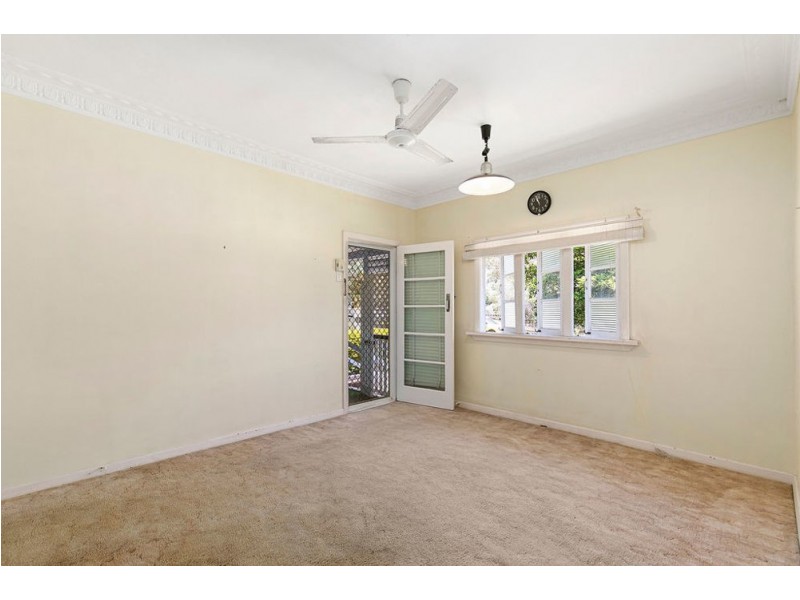 19 Gannon Avenue, Manly QLD 4179