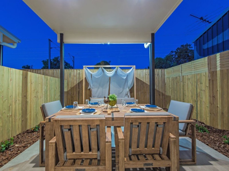 2/84 Andrew Street, Wynnum QLD 4178