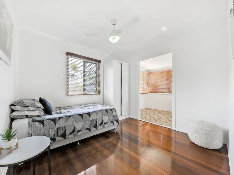 80 Alastair Street, Lota QLD 4179