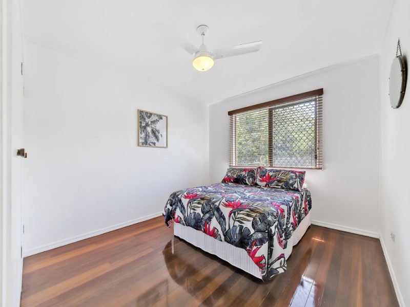 80 Alastair Street, Lota QLD 4179