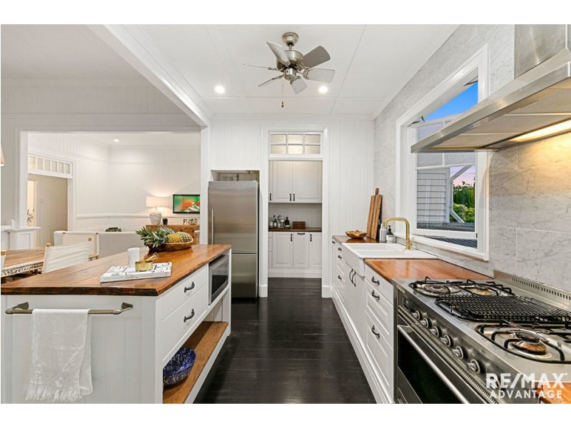 109 Walnut Street, Wynnum QLD 4178