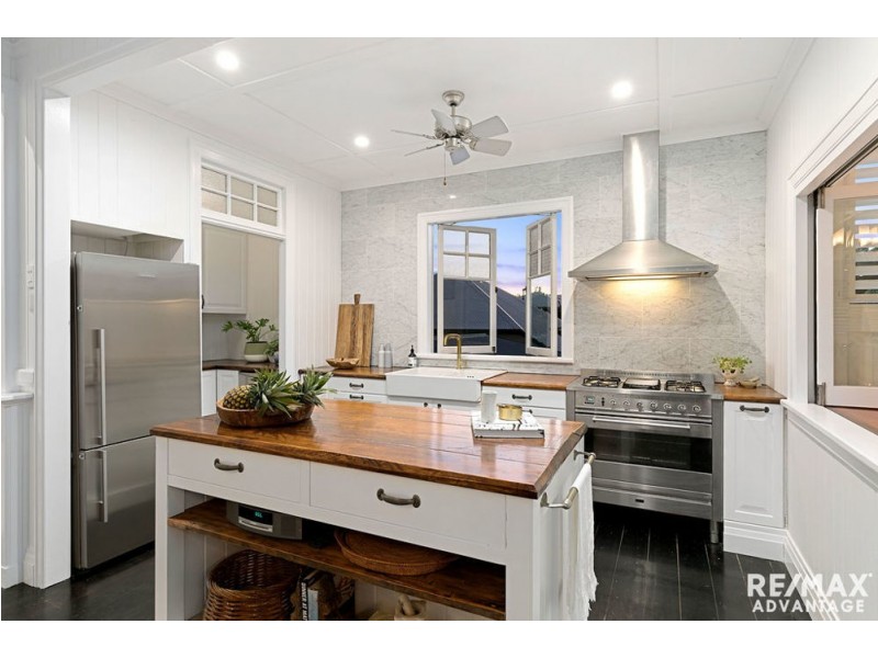 109 Walnut Street, Wynnum QLD 4178