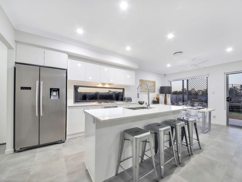 20 Campbell Street, Wakerley QLD 4154